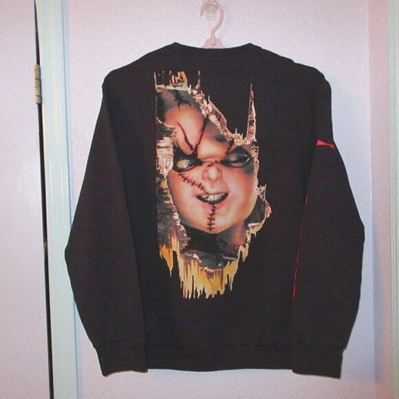 Shoe Palace Chucky Graphic Sweatshirt Size L Killer 2 Side Horror Goth Halloween - Picture 8 of 13